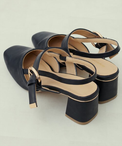 natural couture（ナチュラルクチュール）の「ベルト付きスクエアミュールサンダル（サンダル・レディース・アイボリー/モカ/ブラック・MEDIUM/LARGE）」の12枚目の写真