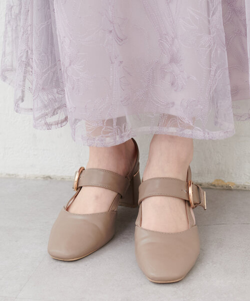 natural couture（ナチュラルクチュール）の「ベルト付きスクエアミュールサンダル（サンダル・レディース・アイボリー/モカ/ブラック・MEDIUM/LARGE）」の16枚目の写真