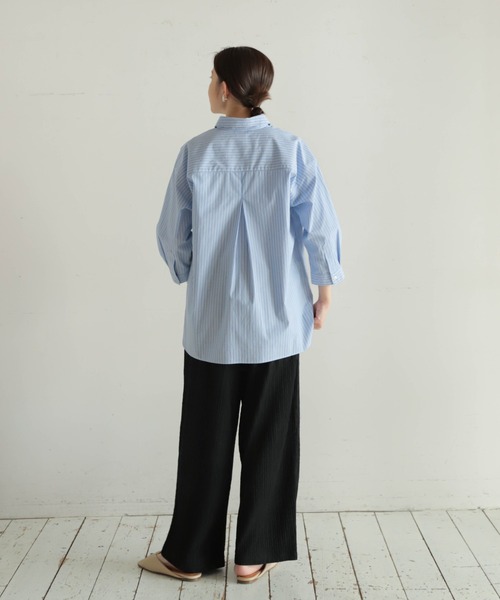 NOMBRE IMPAIR（ノンブルアンペール）の「ストライプ刺繍　6分袖レギュラーシャツ（シャツ/ブラウス・レディース・ネイビー/サックスブルー・FREE）」の14枚目の写真