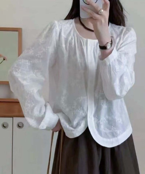 aimoha（アイモハ）の「刺繍フロントカットシャツ（シャツ/ブラウス・レディース・ベージュ/ホワイト・FREE）」の6枚目の写真