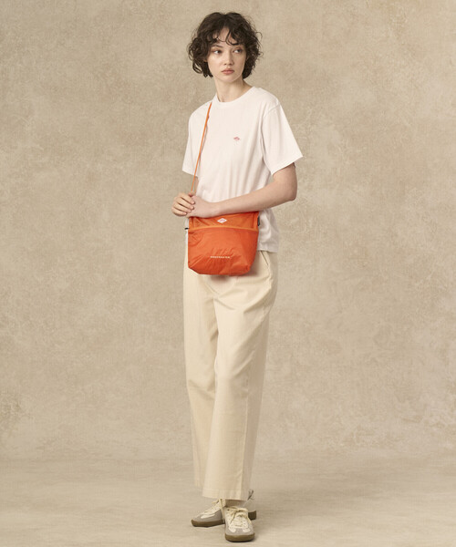 DANTON(ダントン)の「CORDURA NYLON RIPSTOP SACOCHE〈MONCEAU 2.0〉(ショルダーバッグ・レディース・ブルー/グリーン系その他/オレンジ/グレー系その他/ブラック・-)」の6枚目の写真