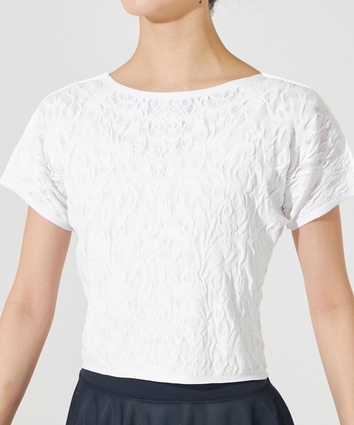 Chacott（チャコット）の「【ノーソーイングニット】ノーソーイングコンパクトTシャツ（ニット/セーター・レディース・ホワイト/グリーン/ブラック・M）」の6枚目の写真