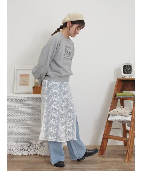 Samansa Mos2(サマンサ モスモス)の「ネコプリント刺繍スウェット(Tシャツ/カットソー・レディース・チャコールグレー/イエロー/オフホワイト/グレー・F)」の7枚目の写真