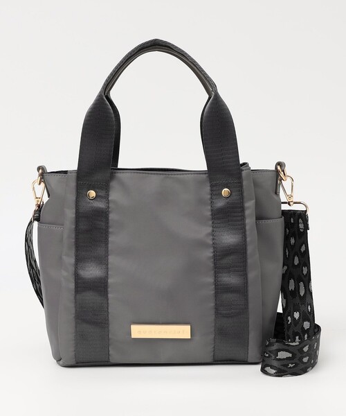 quaranciel(カランシエル)の「quaranciel: 2way 8ポケット ライン ショルダー バッグ(ショルダーバッグ・レディース・ベージュ/ブラック/チャコールグレー・ONE SIZE)」の22枚目の写真