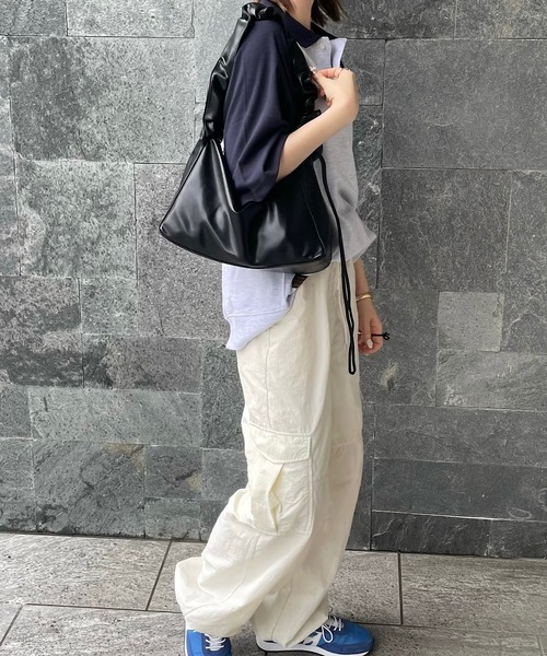 H.TOKYO（エイチトウキョウ）の「H.TOKYO × mimi  / 2WAY ハンドルギャザーデザインバッグ（ハンドバッグ・レディース・ブラック/ベージュ/シルバー・FREE）」の18枚目の写真