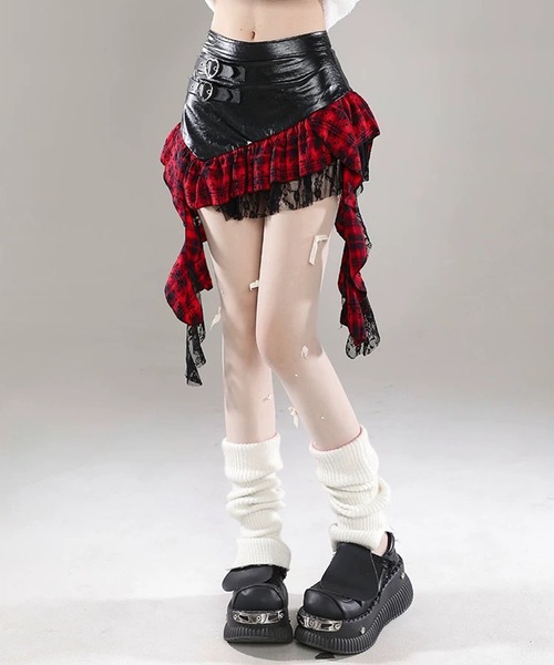 .KOM(ドットコム)の「A'GEM/9 × .kom 『.KOM/ドットケーオーエム』 チェックレイヤードエコレザー スカート(スカート・レディース・ブラック×レッド/ブラック×ホワイト・S/M/L)」の12枚目の写真