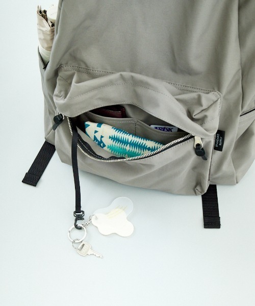 STANDARD SUPPLY（スタンダードサプライ）の「[STANDARD SUPPLY/スタンダードサプライ] バッグパック ( SIMPLICITY DAILY DAYPACK )（バックパック/リュック・レディース・ブラック/グレー・ONE SIZE）」の12枚目の写真