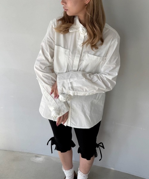 SANSeLF（サンセルフ）の「【SANSeLF】 ローズモチーフシャツ ビッグカラー ミニマルユース sanw25s049（シャツ/ブラウス・レディース・ホワイト・FREE）」の2枚目の写真
