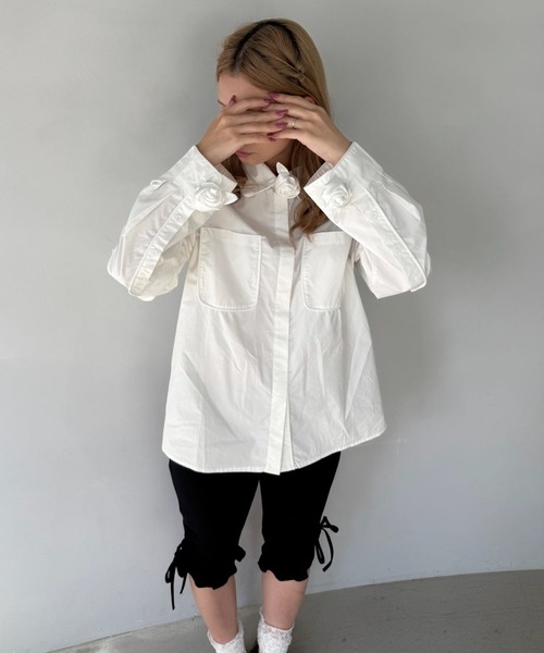 SANSeLF（サンセルフ）の「【SANSeLF】 ローズモチーフシャツ ビッグカラー ミニマルユース sanw25s049（シャツ/ブラウス・レディース・ホワイト・FREE）」の5枚目の写真