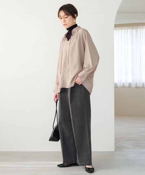 Elura（エルーラ）の「アイロンいらずセミシアブラウス/316579（シャツ/ブラウス・レディース・ベージュ/オフホワイト/ライトブルー・SMALL/LARGE/MEDIUM）」の22枚目の写真