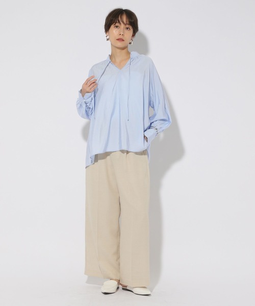 Elura（エルーラ）の「アイロンいらずセミシアブラウス/316579（シャツ/ブラウス・レディース・ベージュ/オフホワイト/ライトブルー・SMALL/LARGE/MEDIUM）」の13枚目の写真