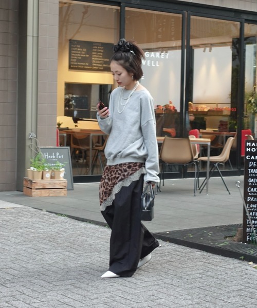 おさる。teen boop ボリュームラフパンツ　白と黒 ボリュームラフパンツ（その他パンツ）｜TEEN BOOP（ティーンブープ