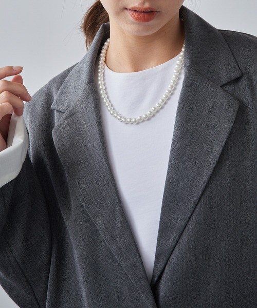 MAISON BREEZE（メゾンブリーズ）の「【MAISON BREEZE】8mmパールショートネックレス OSWY（ネックレス・レディース・ホワイト・FREE）」の5枚目の写真