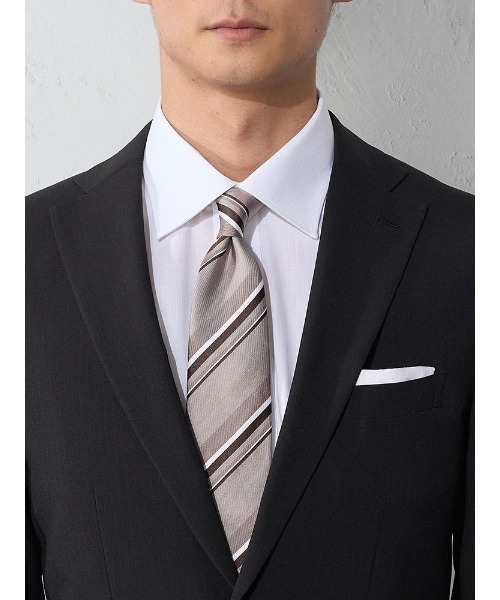 Perfect Suit FActory(パーフェクトスーツファクトリー)の「【上下洗える/2パンツ/高通気】WEB限定スーツ ツーパンツ 4WAYストレッチ ストライプ ブラック(スーツセット・メンズ・ブラック・A6/AB5/AB6/A5/A4/AB7/Y6/BB5/BB6/BB7/BB4/BB8/A7/AB4/A8/AB8/Y4/Y5/Y7)」の3枚目の写真