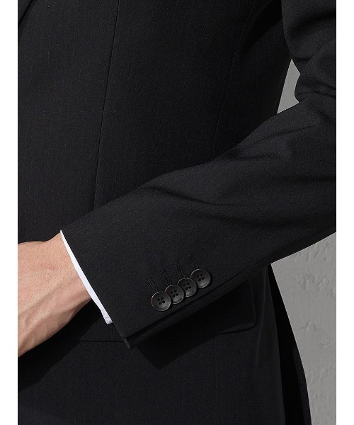 Perfect Suit FActory(パーフェクトスーツファクトリー)の「【上下洗える/2パンツ/高通気】WEB限定スーツ ツーパンツ 4WAYストレッチ ストライプ ブラック(スーツセット・メンズ・ブラック・A6/AB5/AB6/A5/A4/AB7/Y6/BB5/BB6/BB7/BB4/BB8/A7/AB4/A8/AB8/Y4/Y5/Y7)」の4枚目の写真