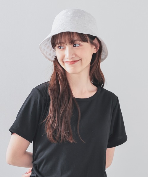 Honeys（ハニーズ）の「バケットハット（ハット・レディース・ベージュ系その他/ホワイト系その他/アイボリー/ブラック/ホワイト系その他2/ブラック系その他・FREE）」の2枚目の写真
