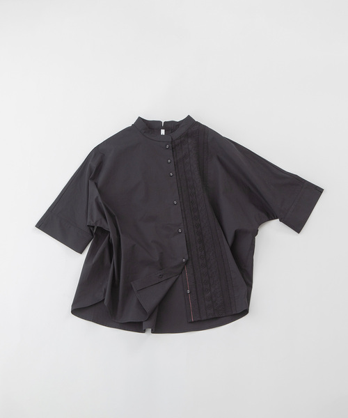 nop de nod（ノップドゥノッド）の「Cloche miscボトルネック5分袖ブラウス（シャツ/ブラウス・レディース・ブラック/オフホワイト/ブルー・M）」の4枚目の写真