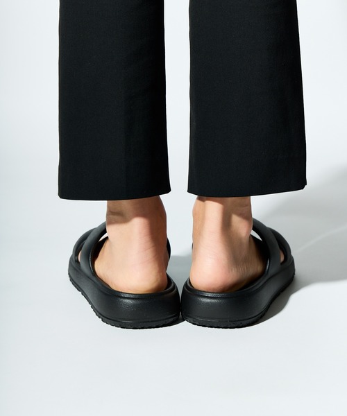 MEI（メイ）の「【 MEI / メイ 】 メンズ クロスベルトサンダル CROSS BELT SANDAL（サンダル・メンズ・ブラック・LARGE/MEDIUM/SMALL）」の5枚目の写真