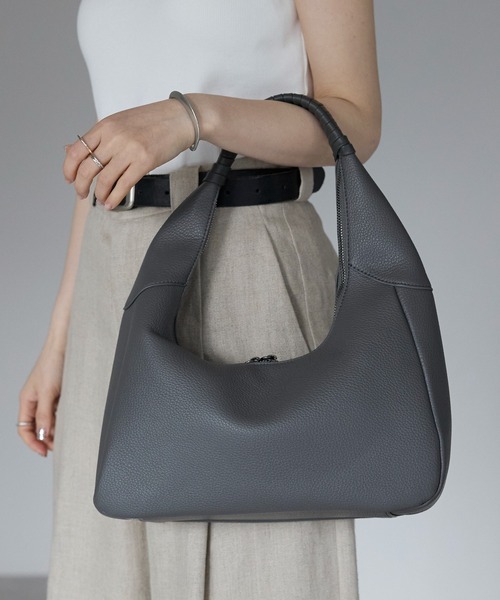 GUSCIO(グッシオ)の「【グッシオベーシック】ワンショルダートートバッグ(トートバッグ・レディース・ダークグレー/ブラック/グレイッシュベージュ/アイボリー・FREE)」の3枚目の写真