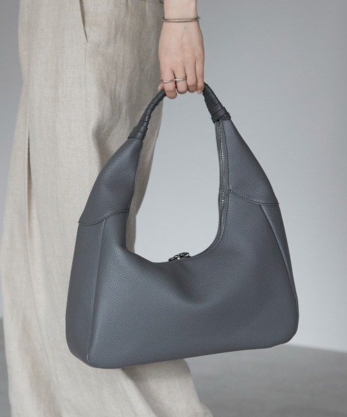 GUSCIO(グッシオ)の「【グッシオベーシック】ワンショルダートートバッグ(トートバッグ・レディース・ダークグレー/ブラック/グレイッシュベージュ/アイボリー・FREE)」の5枚目の写真