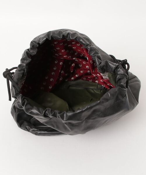 MILITARY（ミリタリー）の「THRIFTY LOOK　スリフティルック / RUBBER EFFECT BAG M（ハンドバッグ・メンズ・ブラック/オリーブ・FREE）」の5枚目の写真