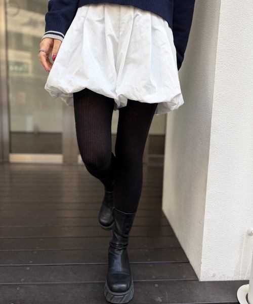 &. NOSTALGIA(アンドドットノスタルジア)の「【ZOZO限定】ナイロンタフタバルーンショートパンツ(その他パンツ・レディース・ホワイト/チャコールグレー/ブラック・M)」の2枚目の写真