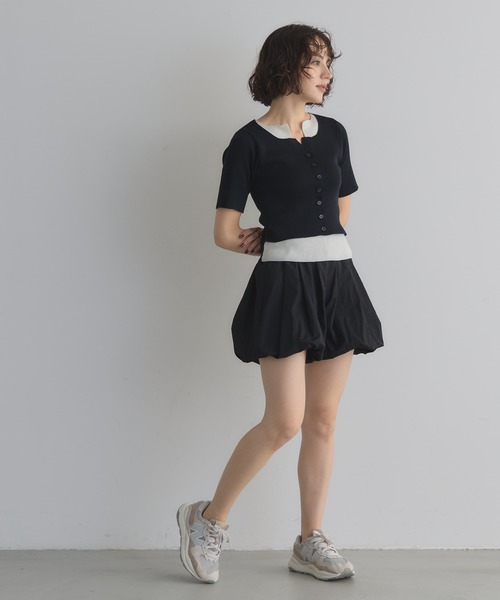 &. NOSTALGIA(アンドドットノスタルジア)の「【ZOZO限定】ナイロンタフタバルーンショートパンツ(その他パンツ・レディース・ホワイト/チャコールグレー/ブラック・M)」の4枚目の写真