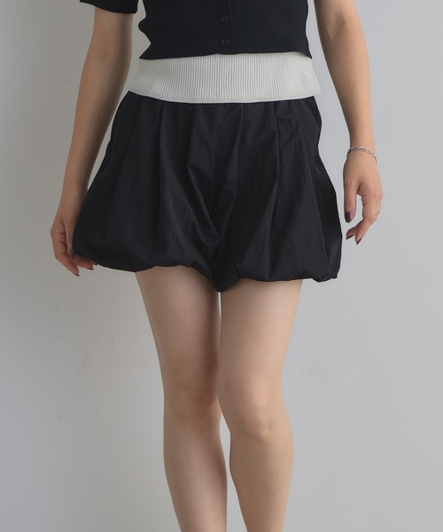 &. NOSTALGIA(アンドドットノスタルジア)の「【ZOZO限定】ナイロンタフタバルーンショートパンツ(その他パンツ・レディース・ホワイト/チャコールグレー/ブラック・M)」の6枚目の写真