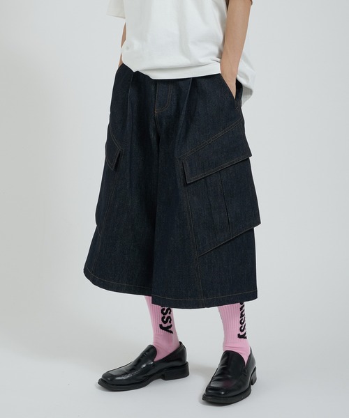 Perushu(ペルーシュ)の「レイヤードカーゴポケットハーフパンツ(その他パンツ・メンズ・レッド/ブラック/インディゴブルー/ネイビー・MEDIUM/LARGE)」の3枚目の写真