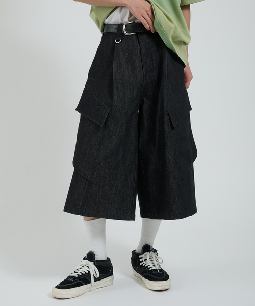 Perushu(ペルーシュ)の「レイヤードカーゴポケットハーフパンツ(その他パンツ・メンズ・レッド/ブラック/インディゴブルー/ネイビー・MEDIUM/LARGE)」の2枚目の写真