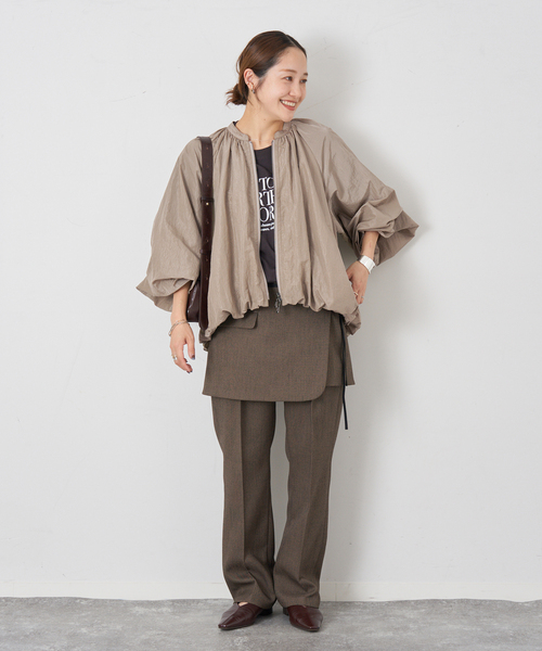 JOURNAL STANDARD(ジャーナルスタンダード)の「《追加》ワッシャーナイロンギャザーブルゾン(その他アウター・レディース・ブラック/ベージュ・FREE)」の10枚目の写真