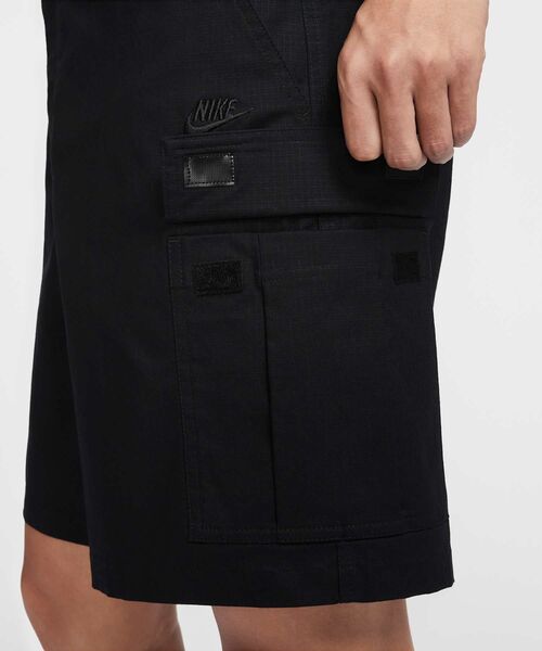 NIKE（ナイキ）の「ナイキ クラブ メンズ ウーブン カーゴ ショートパンツ / Nike Club Men's Woven Cargo Shorts FN3518-010 Black（カーゴパンツ・メンズ・ブラック・28/30/38/40/32/34/36）」の6枚目の写真