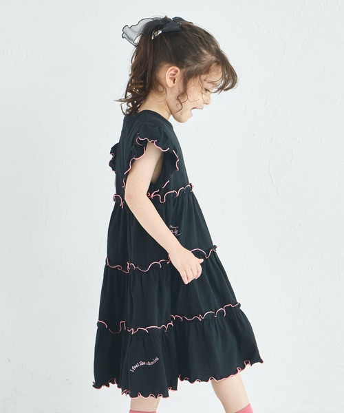 pairmanon(ペアマノン)の「【UVカット】【吸水速乾】【接触冷感】サマーファンクション 刺繍 メローティアードOP(ワンピース・キッズ・ピンク/レッド系その他/ブラック・100/110/120/130/140/150/90)」の6枚目の写真