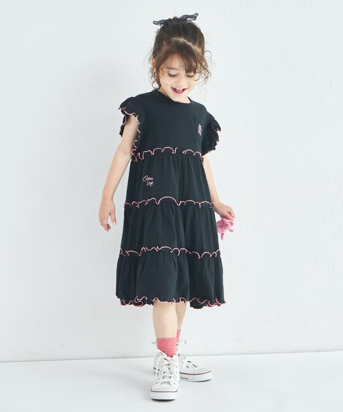 pairmanon(ペアマノン)の「【UVカット】【吸水速乾】【接触冷感】サマーファンクション 刺繍 メローティアードOP(ワンピース・キッズ・ピンク/レッド系その他/ブラック・100/110/120/130/140/150/90)」の7枚目の写真