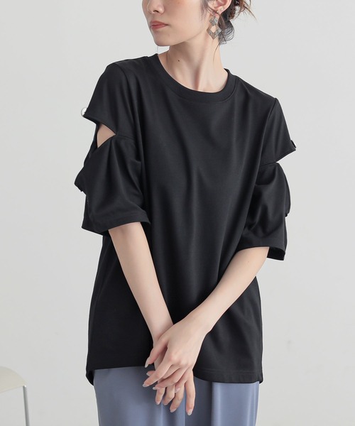 n'OrLABEL（ノアールレーベル）の「『スラッシュ開きドレープカットソー』（Tシャツ/カットソー・レディース・オフホワイト/ブルー/ブラック・1/2）」の2枚目の写真