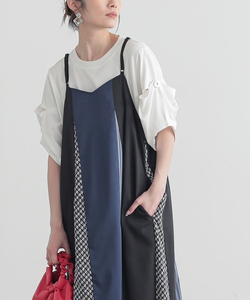 n'OrLABEL（ノアールレーベル）の「『スラッシュ開きドレープカットソー』（Tシャツ/カットソー・レディース・オフホワイト/ブルー/ブラック・1/2）」の6枚目の写真