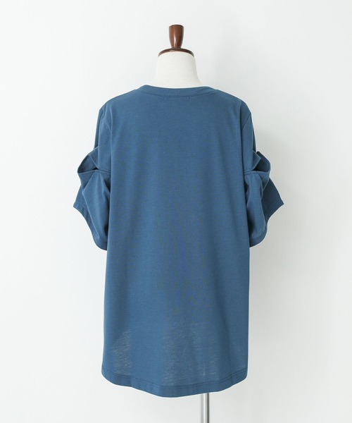 n'OrLABEL（ノアールレーベル）の「『スラッシュ開きドレープカットソー』（Tシャツ/カットソー・レディース・オフホワイト/ブルー/ブラック・1/2）」の5枚目の写真