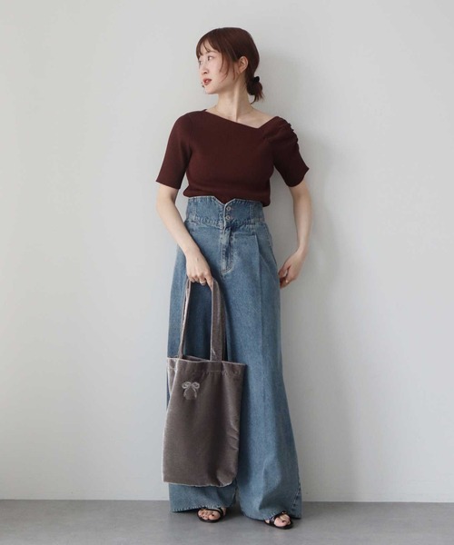 earth music&ecology（アースミュージックアンドエコロジー）の「アシメネックリブニットプルオーバー（Tシャツ/カットソー・レディース・オフホワイト/杢グレー/ブラウン・FREE）」の13枚目の写真