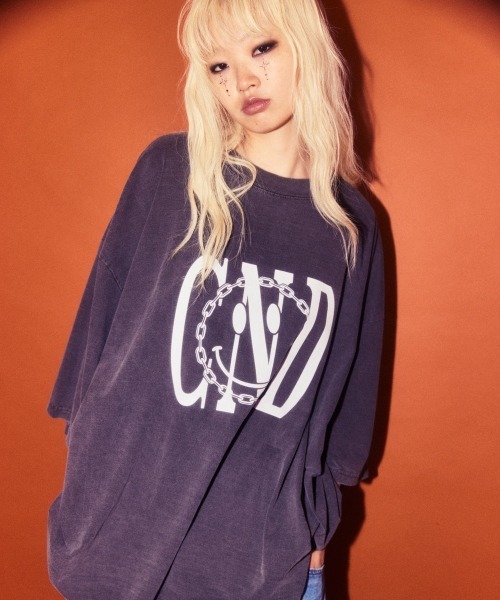 Candy Stripper（キャンディストリッパー）の「CND SMILE BIG Tシャツ（Tシャツ/カットソー・レディース・チャコール/ブラウン/アイボリー・FREE）」の3枚目の写真