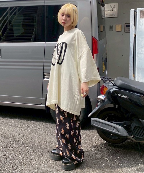 Candy Stripper（キャンディストリッパー）の「CND SMILE BIG Tシャツ（Tシャツ/カットソー・レディース・チャコール/ブラウン/アイボリー・FREE）」の7枚目の写真