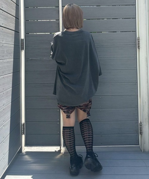 Candy Stripper（キャンディストリッパー）の「CND SMILE BIG Tシャツ（Tシャツ/カットソー・レディース・チャコール/ブラウン/アイボリー・FREE）」の5枚目の写真