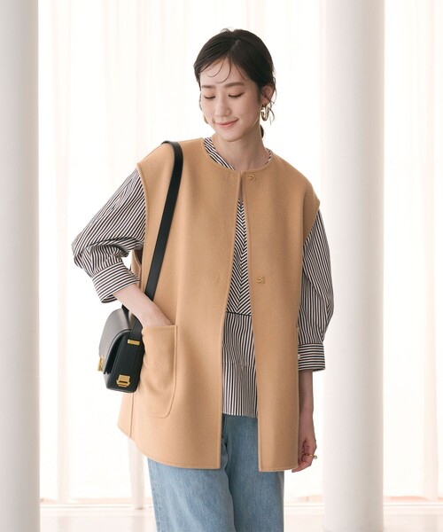 UNITED ARROWS(ユナイテッドアローズ)の「バイカラー リバー ベスト(その他アウター・レディース・オフホワイト/ネイビー・FREE)」の22枚目の写真