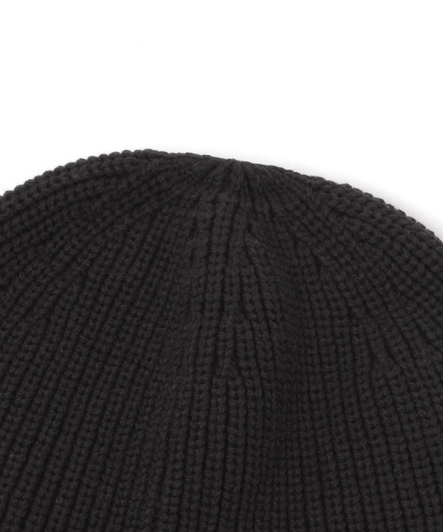 LAKOLE（ラコレ）の「ラインニットハット / 575285（ニットキャップ/ビーニー・メンズ・アイボリー/ブラック・9）」の6枚目の写真