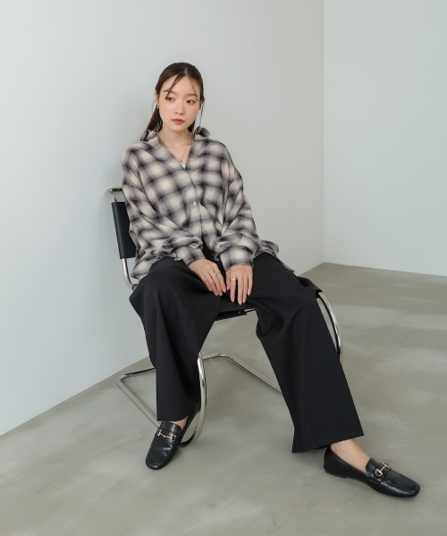Bab（バブ）の「チェックバックギャザーシャツ（シャツ/ブラウス・レディース・ベージュ/ネイビー/ブラック・M）」の16枚目の写真