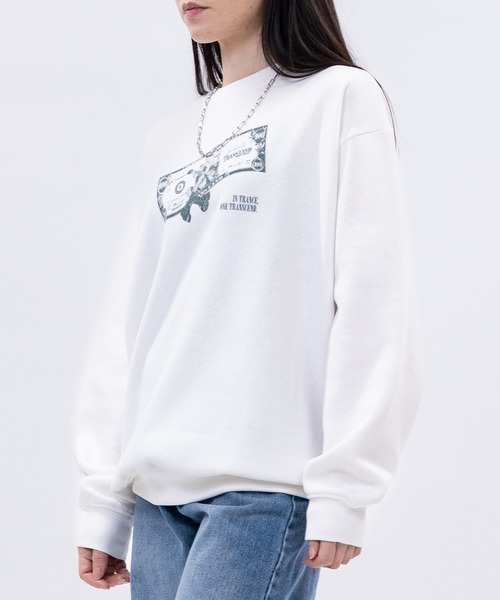 JOHN'S CLOSET(ジョンズクローゼット)の「【a】〔Trans Land〕ツアーモチーフ グランジガール クルーネックスウェット(スウェット・メンズ・ブラック/ネイビー/ホワイト・MEDIUM/LARGE)」の7枚目の写真