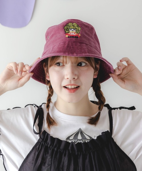 ScoLar(スカラー)の「652336:ダルマ子ちゃん刺繍ハット(その他小物・レディース・ネイビー/ピンク/ベージュ・FREE)」の3枚目の写真