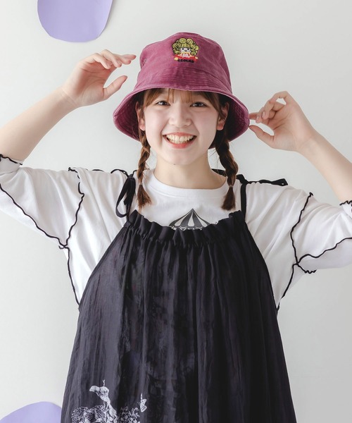 ScoLar(スカラー)の「652336:ダルマ子ちゃん刺繍ハット(その他小物・レディース・ネイビー/ピンク/ベージュ・FREE)」の4枚目の写真