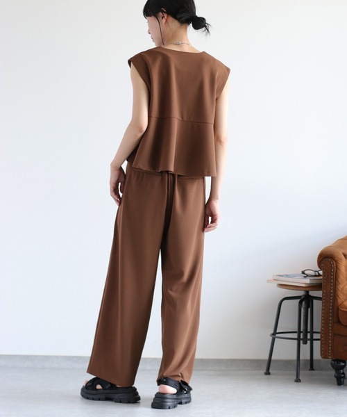 cepo(セポ)の「〈セットアップ対応〉イージーケア ジョーゼットワイドパンツ (ベルト付き)(その他パンツ・レディース・ブラウン/ブラック/レッド・M)」の11枚目の写真