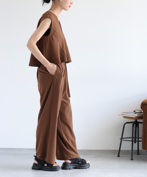 cepo(セポ)の「〈セットアップ対応〉イージーケア ジョーゼットワイドパンツ (ベルト付き)(その他パンツ・レディース・ブラウン/ブラック/レッド・M)」の12枚目の写真