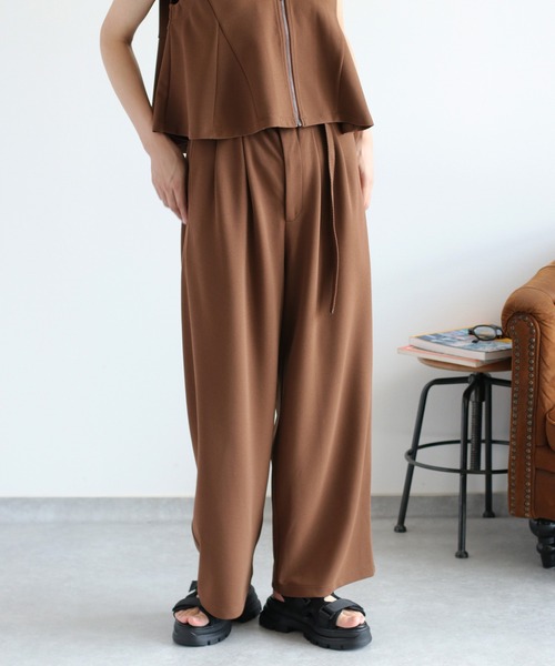 cepo(セポ)の「〈セットアップ対応〉イージーケア ジョーゼットワイドパンツ (ベルト付き)(その他パンツ・レディース・ブラウン/ブラック/レッド・M)」の4枚目の写真
